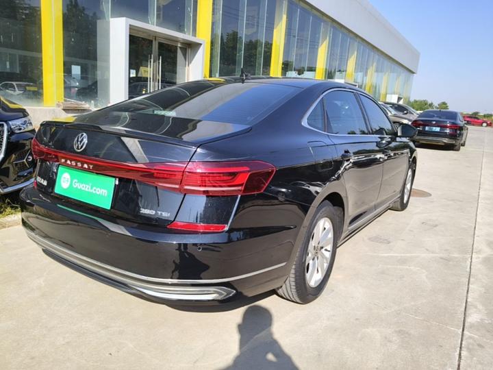 Passat 2023 Facelift 280TSI Business photo 4