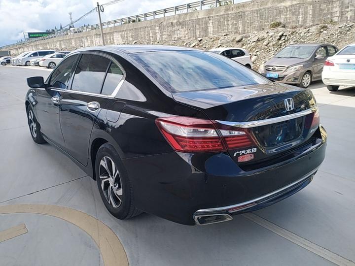 Accord 2016 2.0L Comfort photo 4