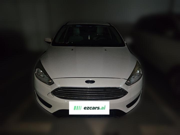 Focus 2015 Sedan 1.6L AT Comfort photo 2