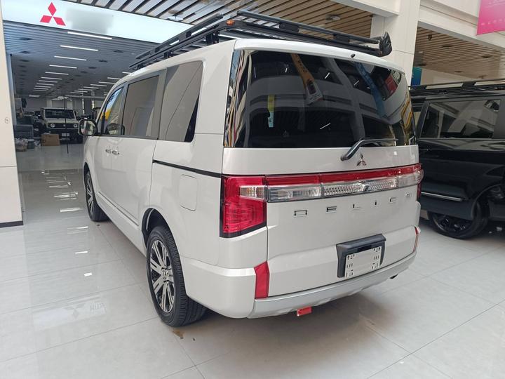 Parallel Import Luxury Diesel 2.3T photo 4