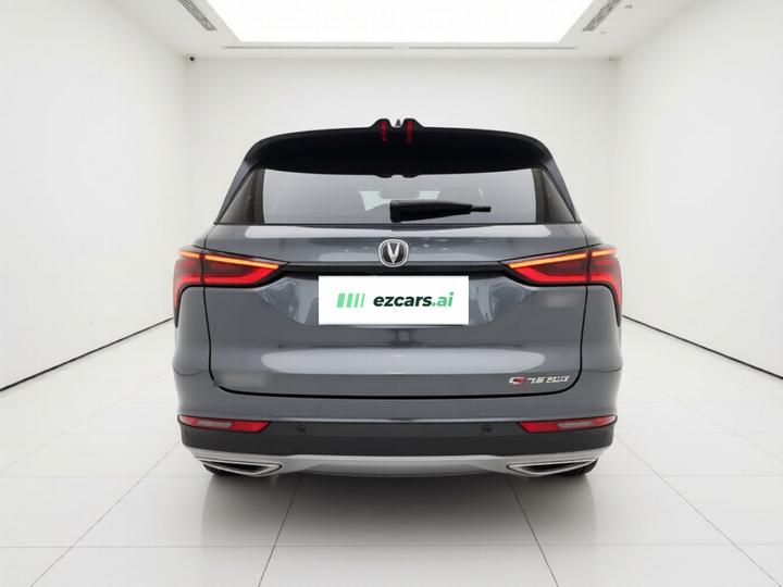 CS75 PLUS 2022 1.5T AT Luxury photo 3