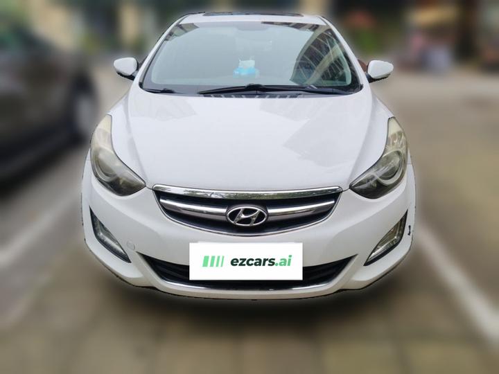 Elantra 2015 1.6L MT Leading photo 2