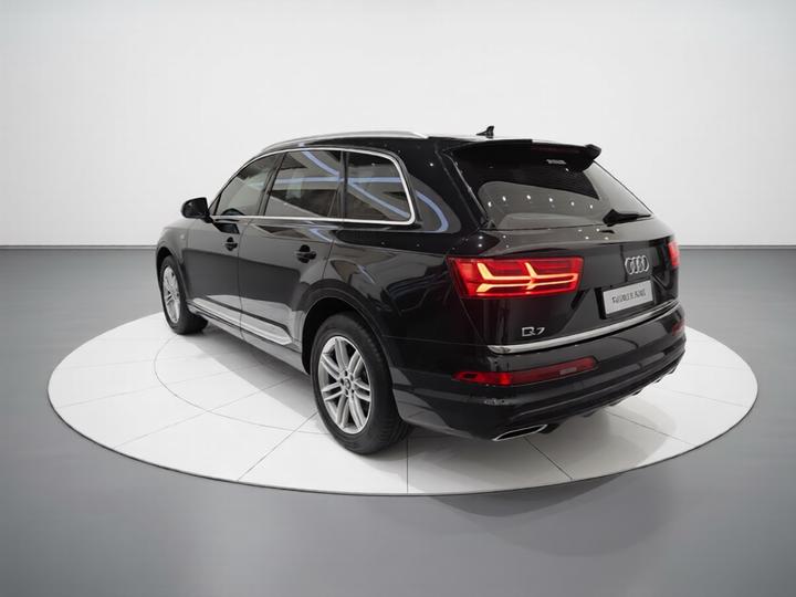 Q7 2019 45 TFSI Comfort photo 4