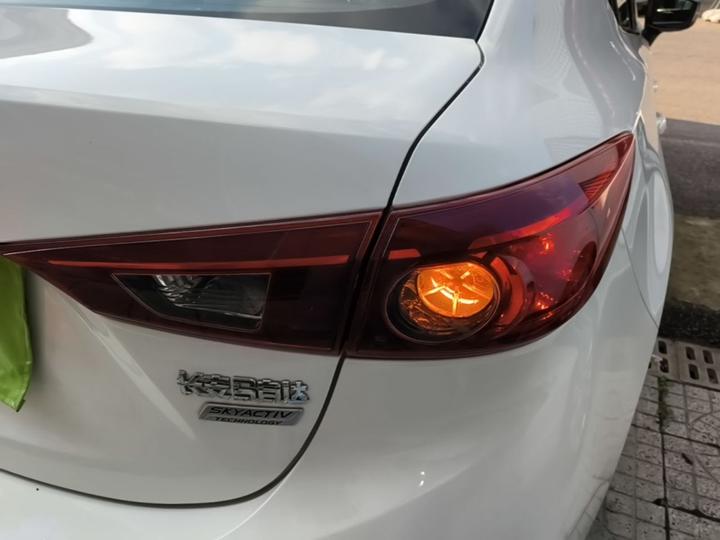 3 Axela 2016 Sedan 1.5L AT Luxury photo 7