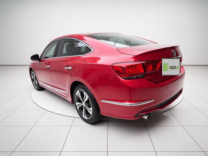 Spirior 2015 2.4L Luxury photo 4