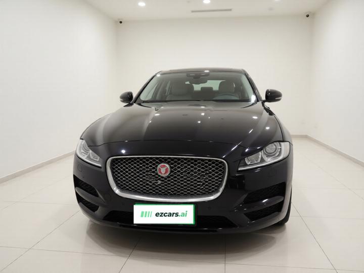F-PACE 2018 2.0T RWD Exclusive photo 2
