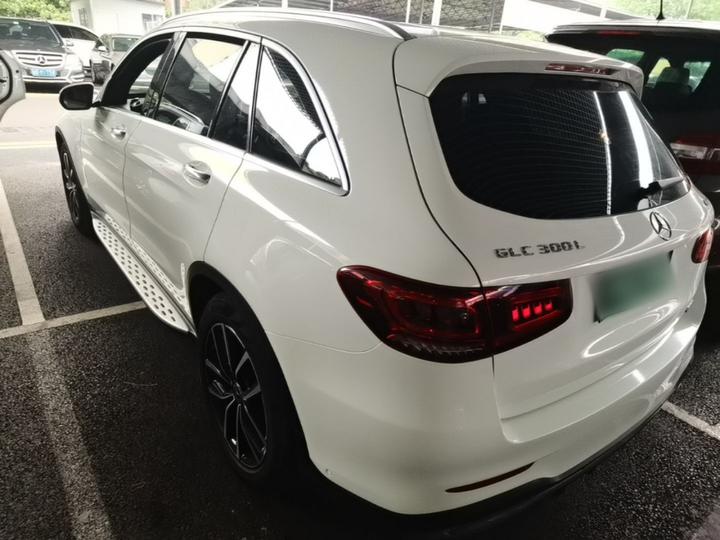 GLC 2020 GLC 300 L 4MATIC Dynamic photo 4