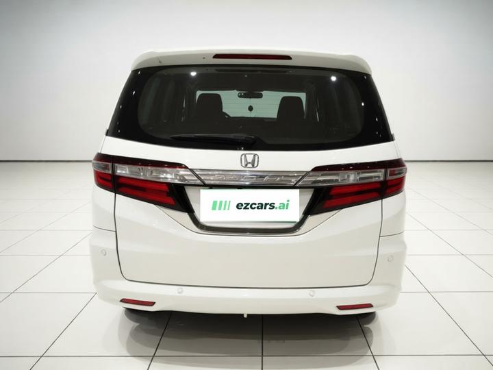 Odyssey 2015 Facelift 2.4L Luxury photo 5