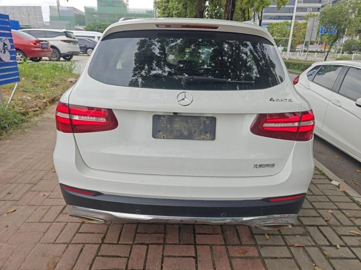 GLC 2016 GLC 200 4MATIC photo 3