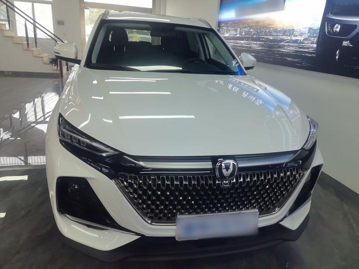 X7 PLUS 2024 1.5T AT 7-Seater photo 2