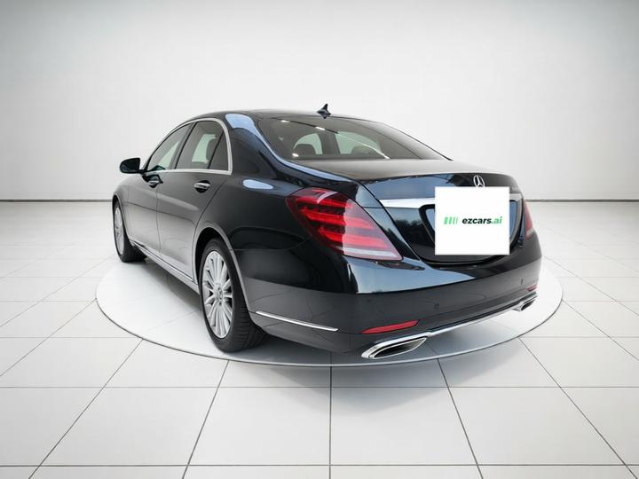 S-Class 2019 S 320 L photo 4