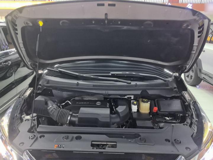 GL8 2023 Facelift Luxury photo 8