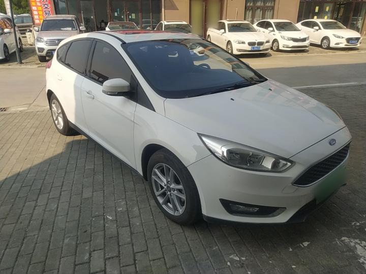Focus 2017 Hatchback 1.6L AT Fashion photo 3