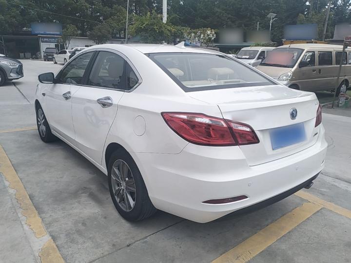 Eado 2016 1.6L AT photo 4