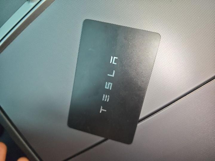 Model 3 2023 RWD photo 8