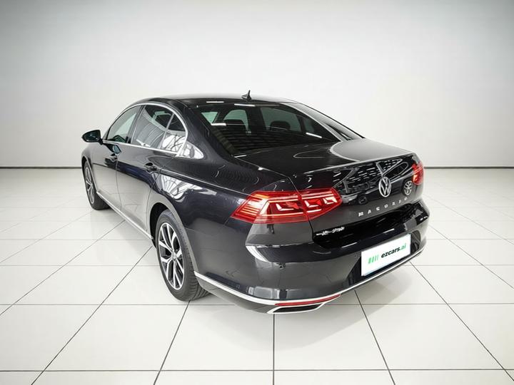 Magotan 2020 330TSI DSG Leading photo 4