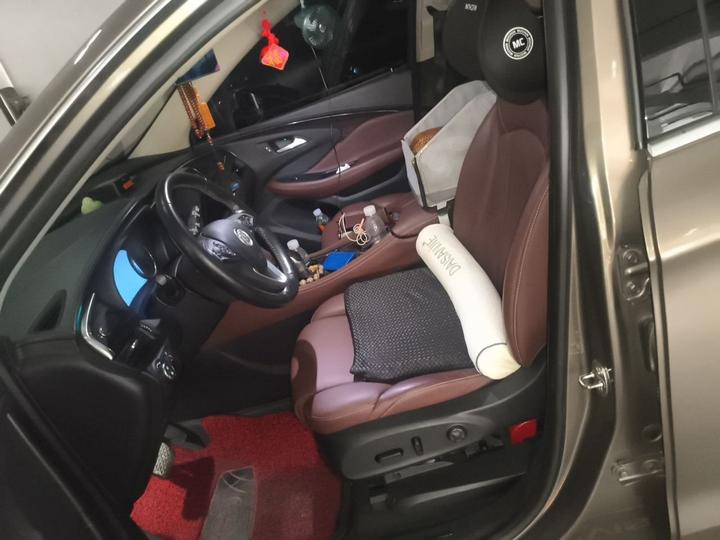 Envision 2017 28T AWD Sport Flagship photo 7