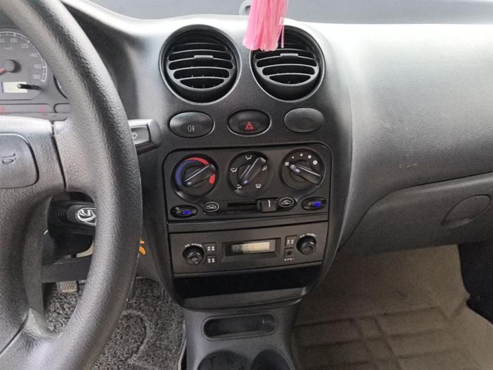 2012 Facelift 1.0L MT P-TEC Standard photo 8