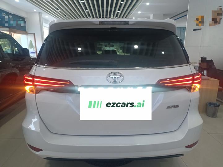 Fortuner 2016 2.7L photo 4