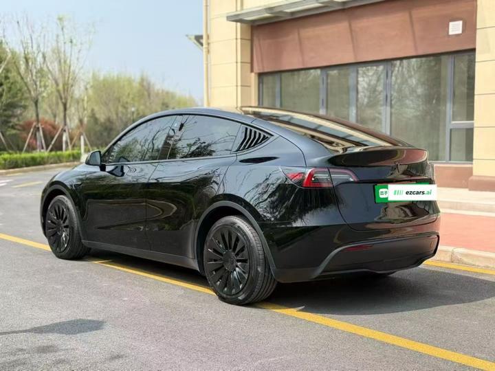 Model Y 2022 Facelift Long Range AWD photo 4