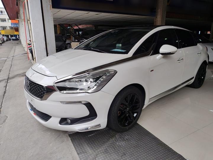 5 2015 1.8T Luxury THP200