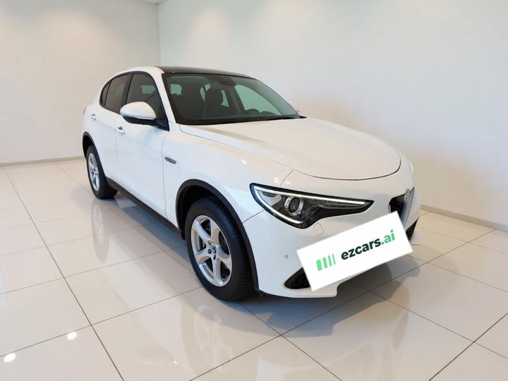 Alfa Romeo Stelvio 2017 2.0T 200HP Elite photo 3