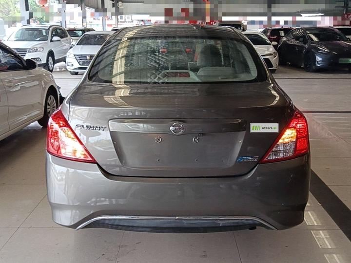 2015 1.5XE CVT Comfort photo 5