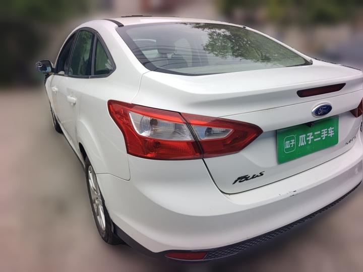 Focus 2012 Sedan 1.6L AT Comfort photo 4
