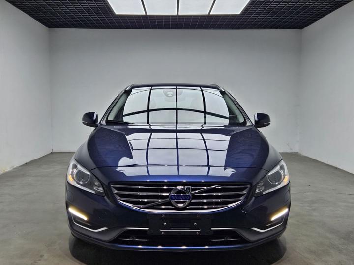 V60 2014 T5 photo 2