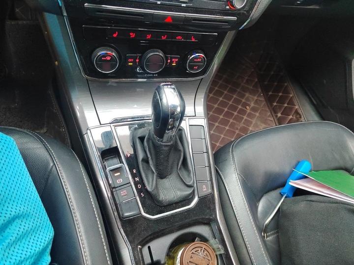 Passat 2016 280TSI DSG photo 6