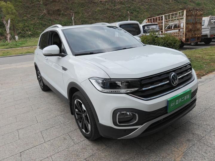 2021 1.5L AT Connected photo 3