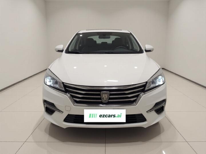 360 2018 PLUS 1.5L MT Exclusive photo 2