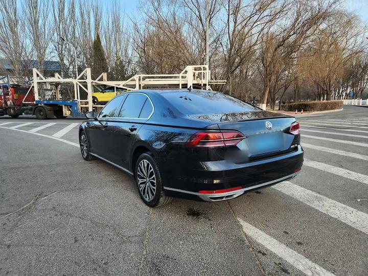 2018 Facelift 380TSI RWD Business photo 4