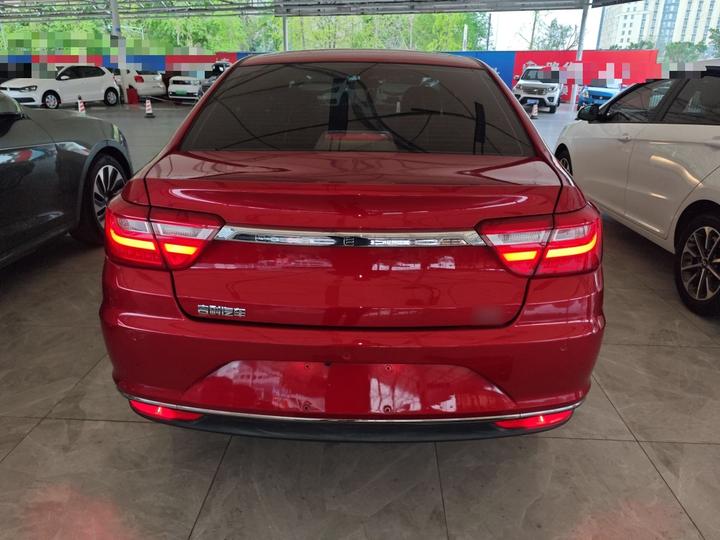 Vision 2018 1.5L MT photo 3