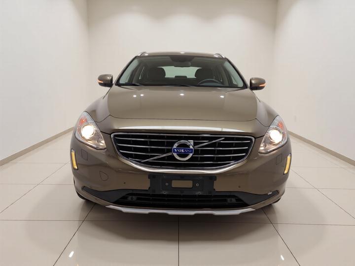 XC60 2017 T5 Upgraded photo 2
