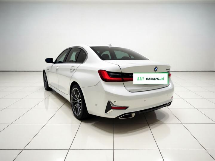 3 Series 2020 325Li Launch Edition photo 4
