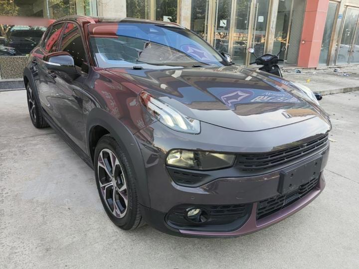 02 2020 2.0T AT RWD Pro photo 3