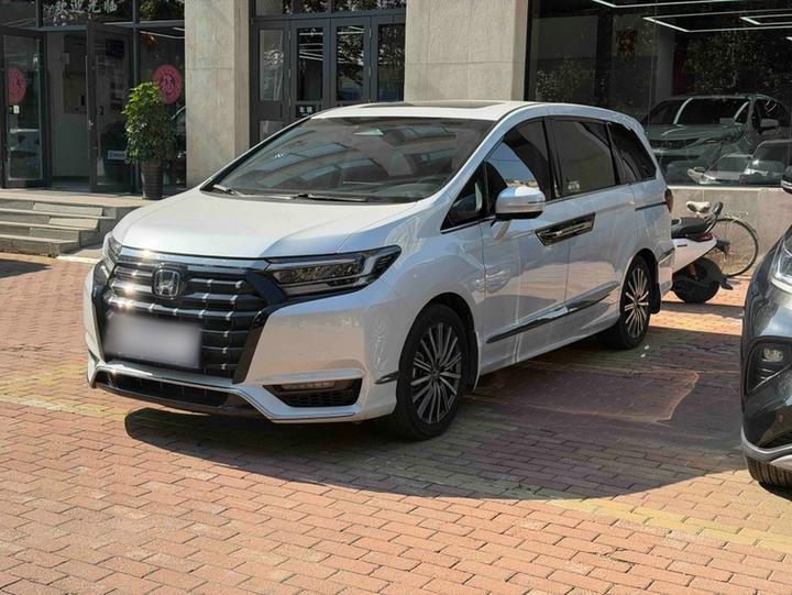 Elysion 2024 2.0L e:HEV Luxury