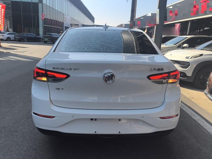 Excelle 2018 15T DCT Elite China V photo 3