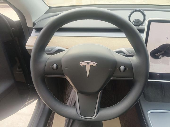 Model Y 2022 Facelift RWD photo 6