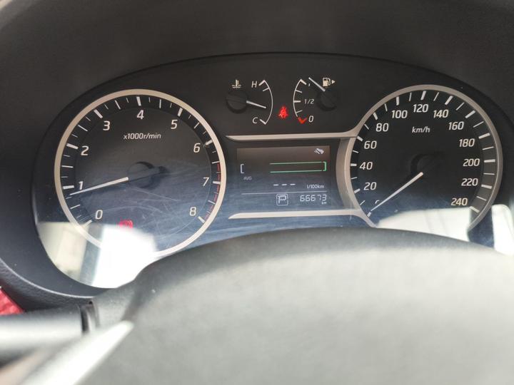 2016 1.6L CVT photo 2
