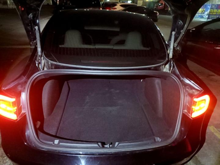 Model 3 2020 Facelift Standard Range RWD Upgraded photo 8