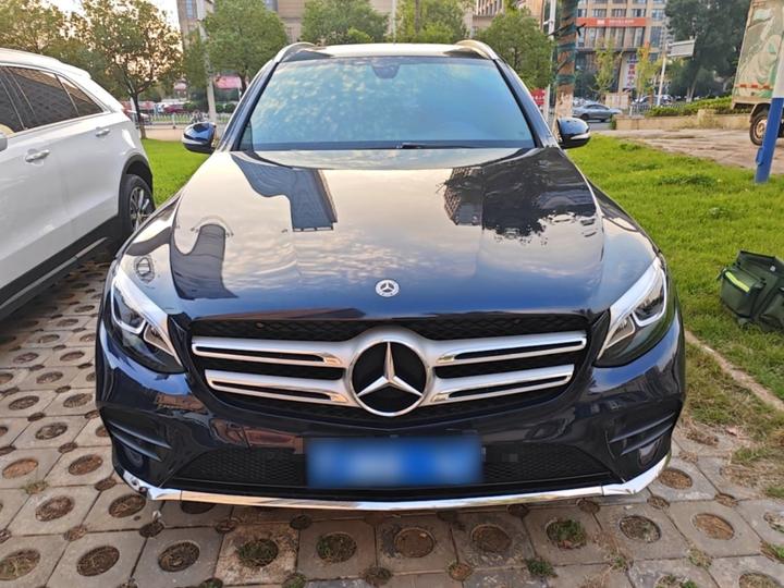 GLC 2018 GLC 260 4MATIC Dynamic photo 2