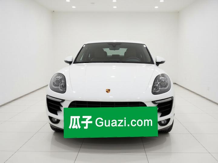 2016 Macan 2.0T photo 2