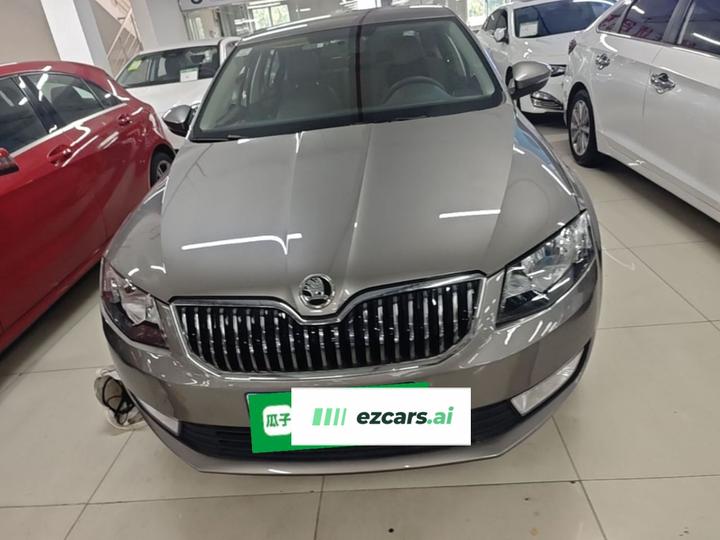 Octavia 2015 1.6L AT photo 2