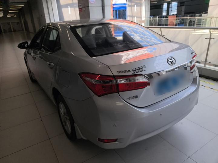 Corolla 2014 1.6L CVT GL photo 4