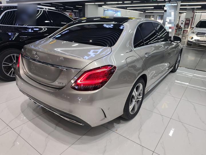 C-Class 2019 Facelift C 260 L Sport photo 4