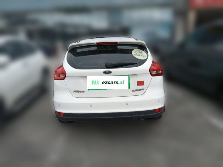 Focus 2017 Hatchback 1.6L AT Comfort photo 5