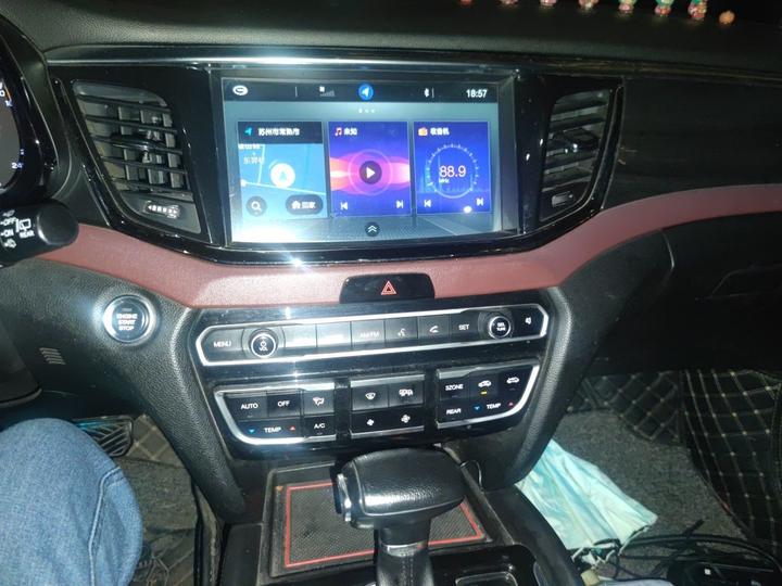 GAC Trumpchi GS8 2017 320T RWD Luxury Connected 7-Seater photo 5