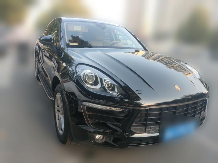 2017 Macan 2.0T photo 3